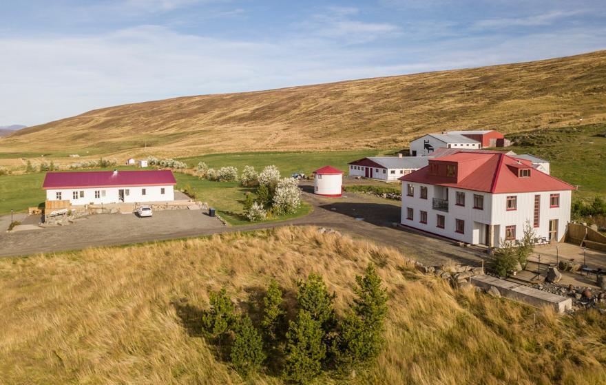 Guesthouse Storu-Laugar Laugar  Kültér fotó